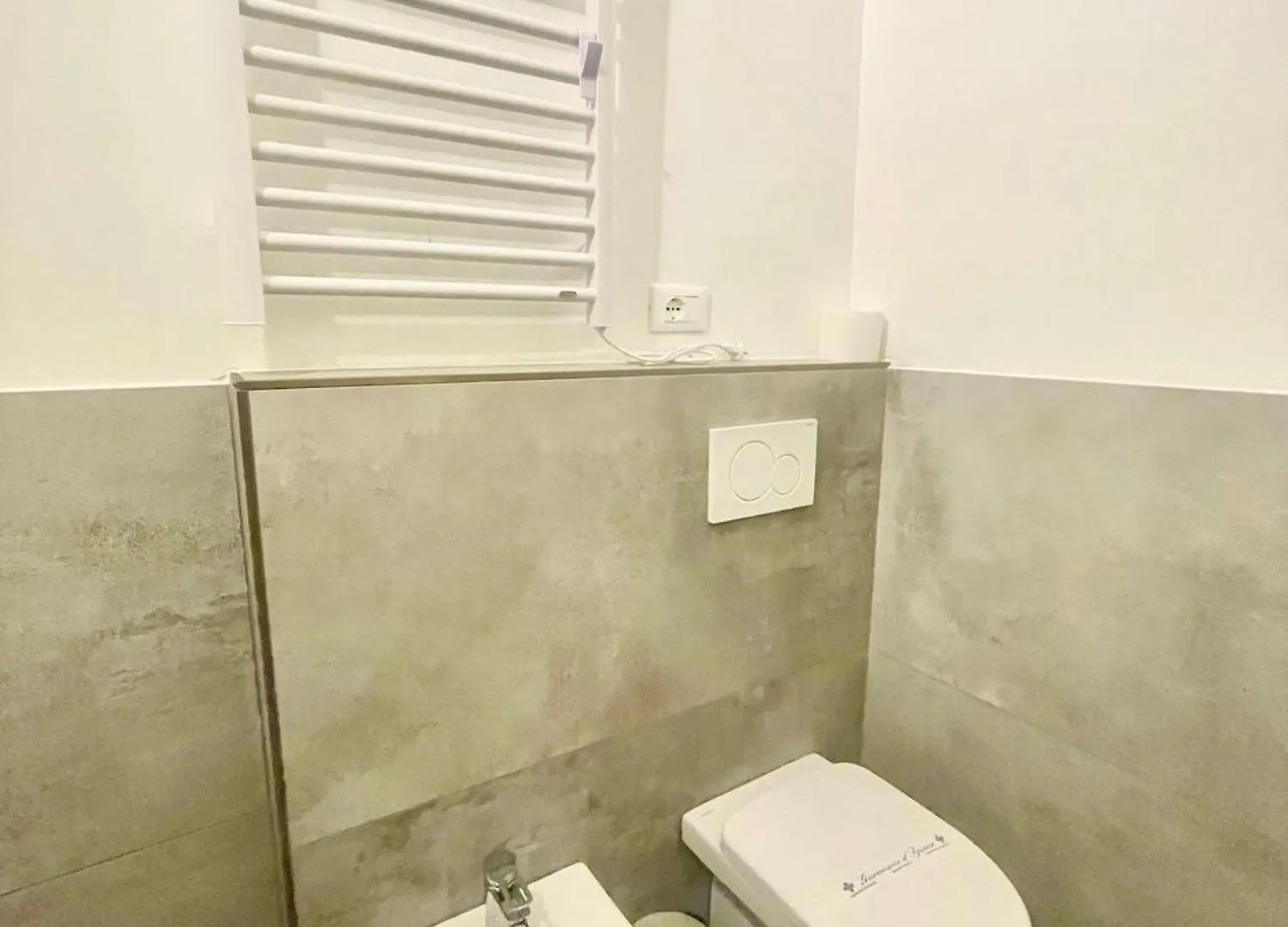 Cavour16 Rent Bedrooms Génova 3*,  Italia